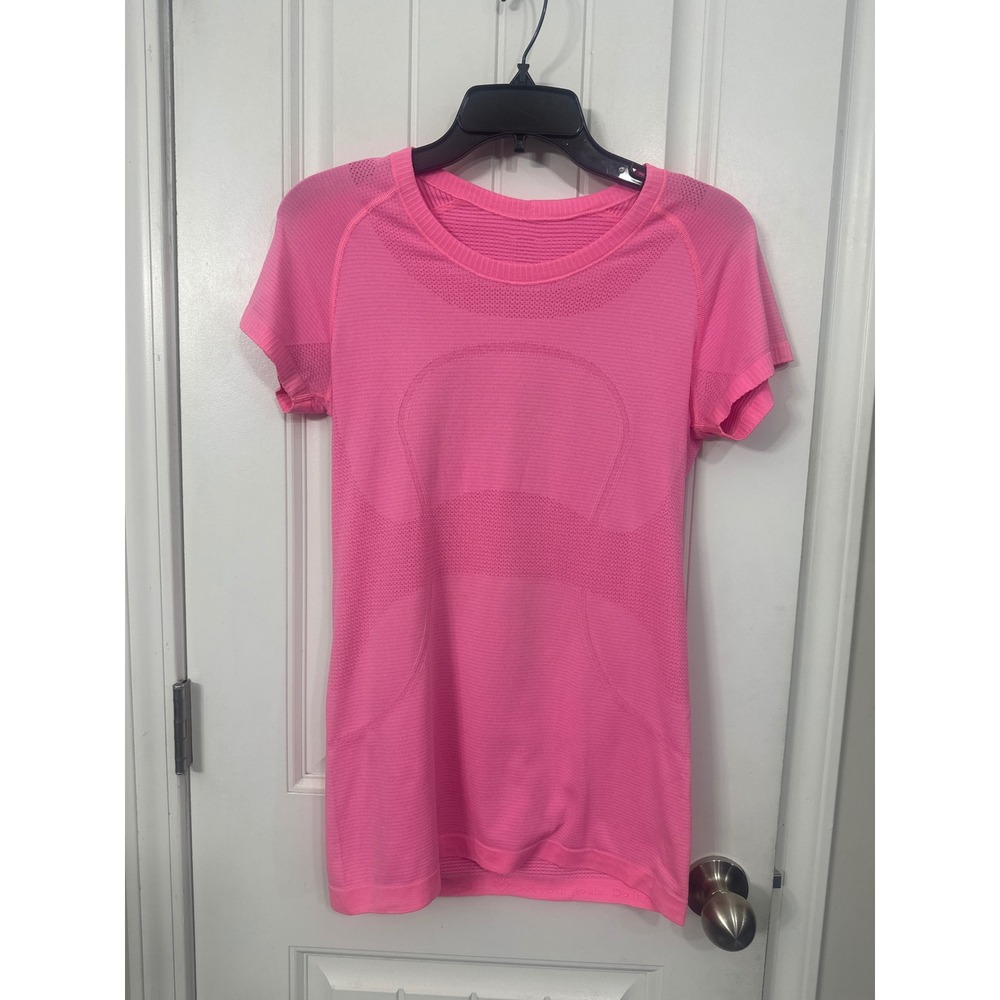 Lululemon Swiftly Tech Short Sleeve Pink Athletic Running Shirt Womens 8